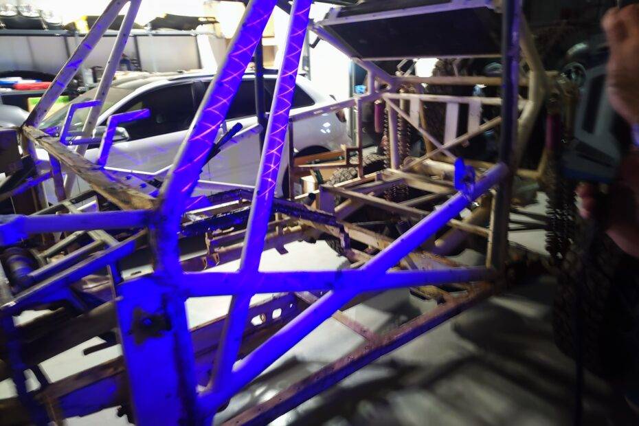Photo of laser scanning car chassis